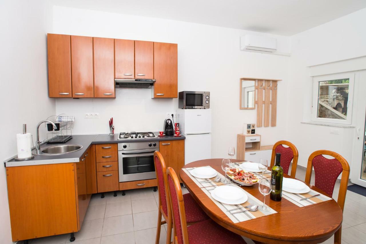 Apartments Omorfia Kraljevica Luaran gambar