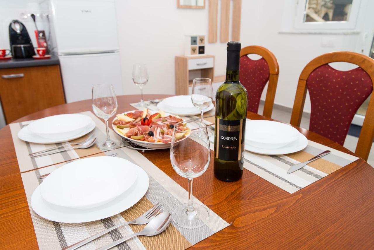 Apartments Omorfia Kraljevica Luaran gambar